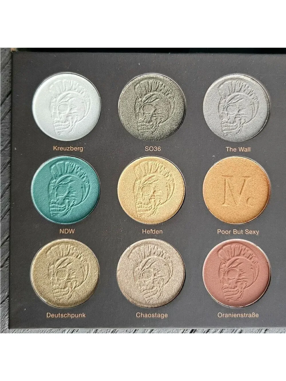 NOMAD COSMETICS x BERLIN UNDERGROUND LIMITED EDITION EYESHADOW PALETTE